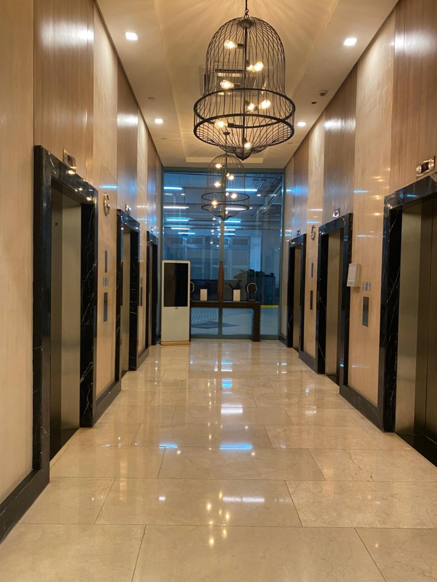 מנילה 1 Bedroom Uptown Bgc Across Uptown Mall מראה חיצוני תמונה